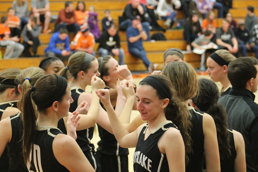 Girls basketball performs well at tournament