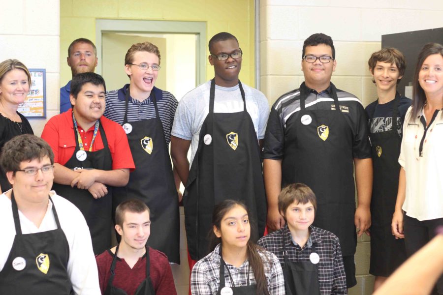 Students open Knights Cafe