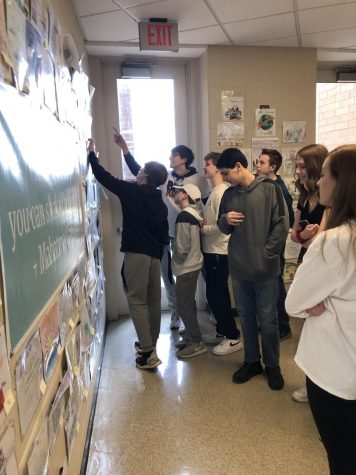 Students vote on the slogan contest for National Foreign Language Week 2020.