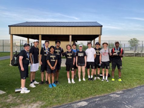 Boys tennis serves well at Conference, dials in for Sectionals