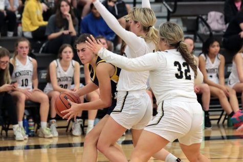Girls basketball moves to postseason with with winning record